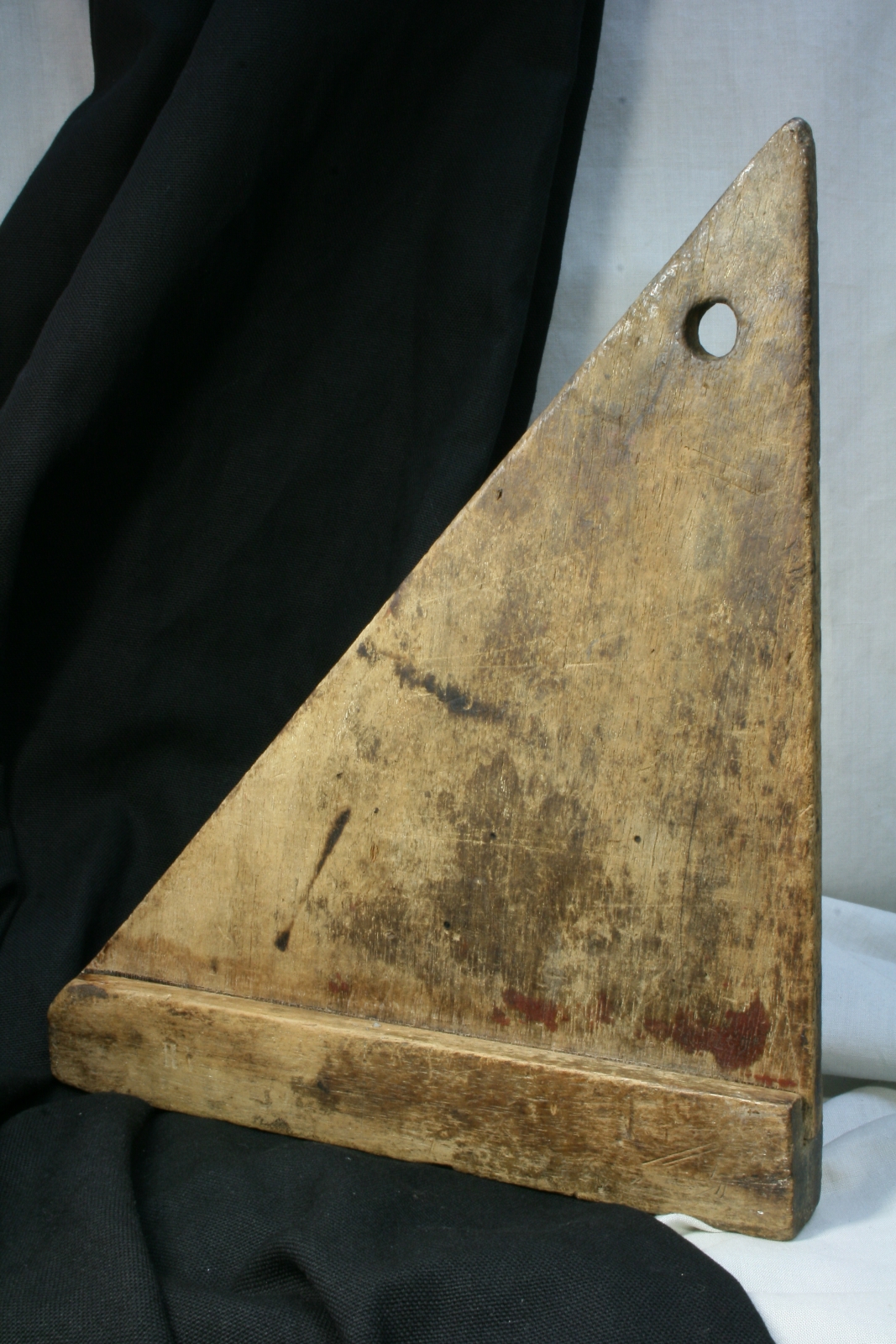 Antiques - SQUAD WORKSHOP. WOOD. S.XIX. RARE.