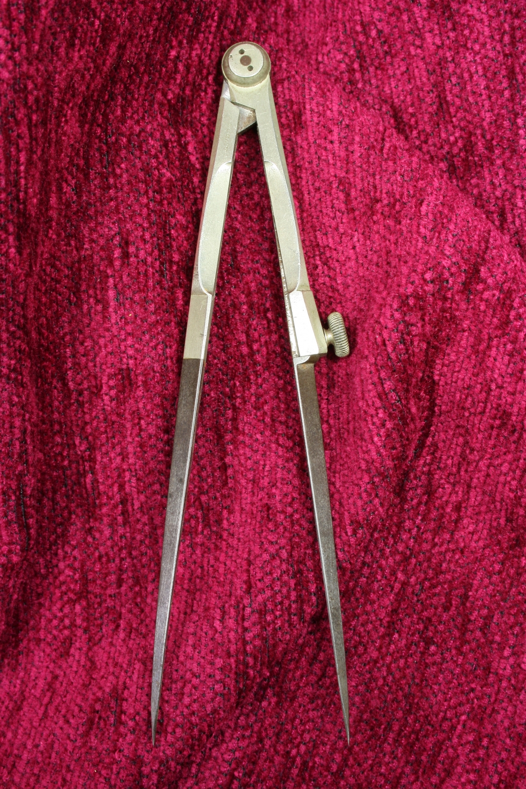 Antiques - PRECISION COMPASS POINTS. S.XIX. RARE