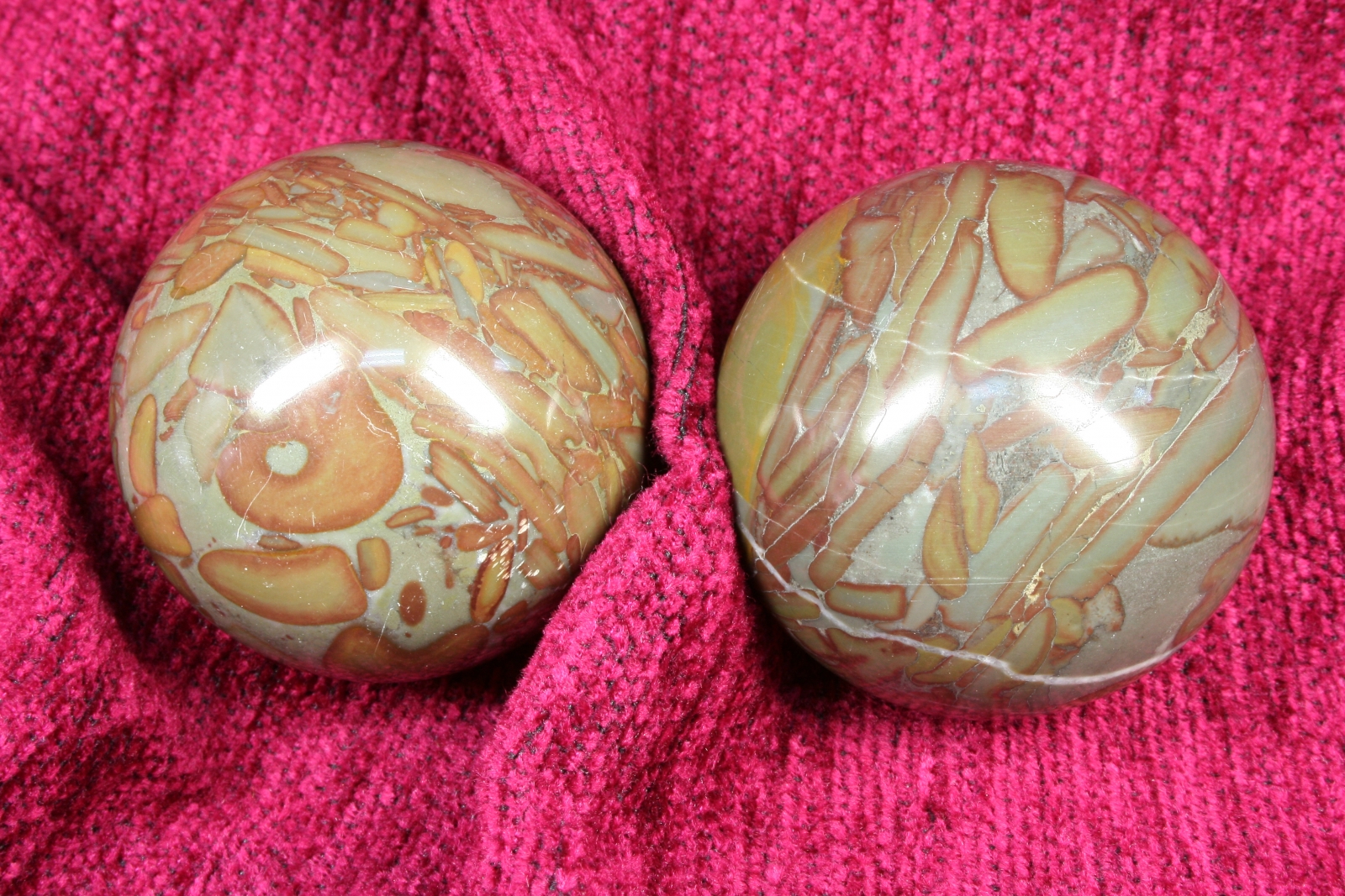 Antiques - DUO HEALTH BALLS. GRAY STONE INLAID.