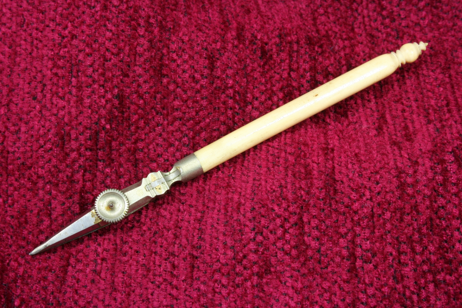 Antiques - TIRALÍNEAS THORNTON. S.XIX