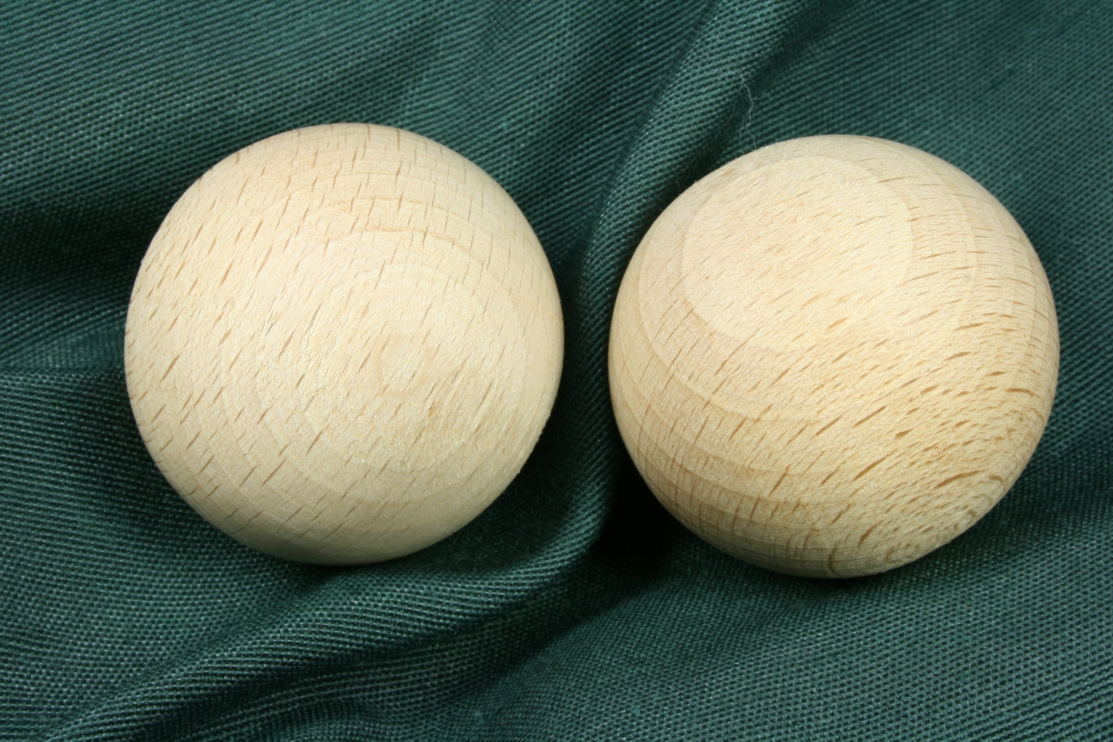 Antiques - WOODEN SPHERES. S.XXI