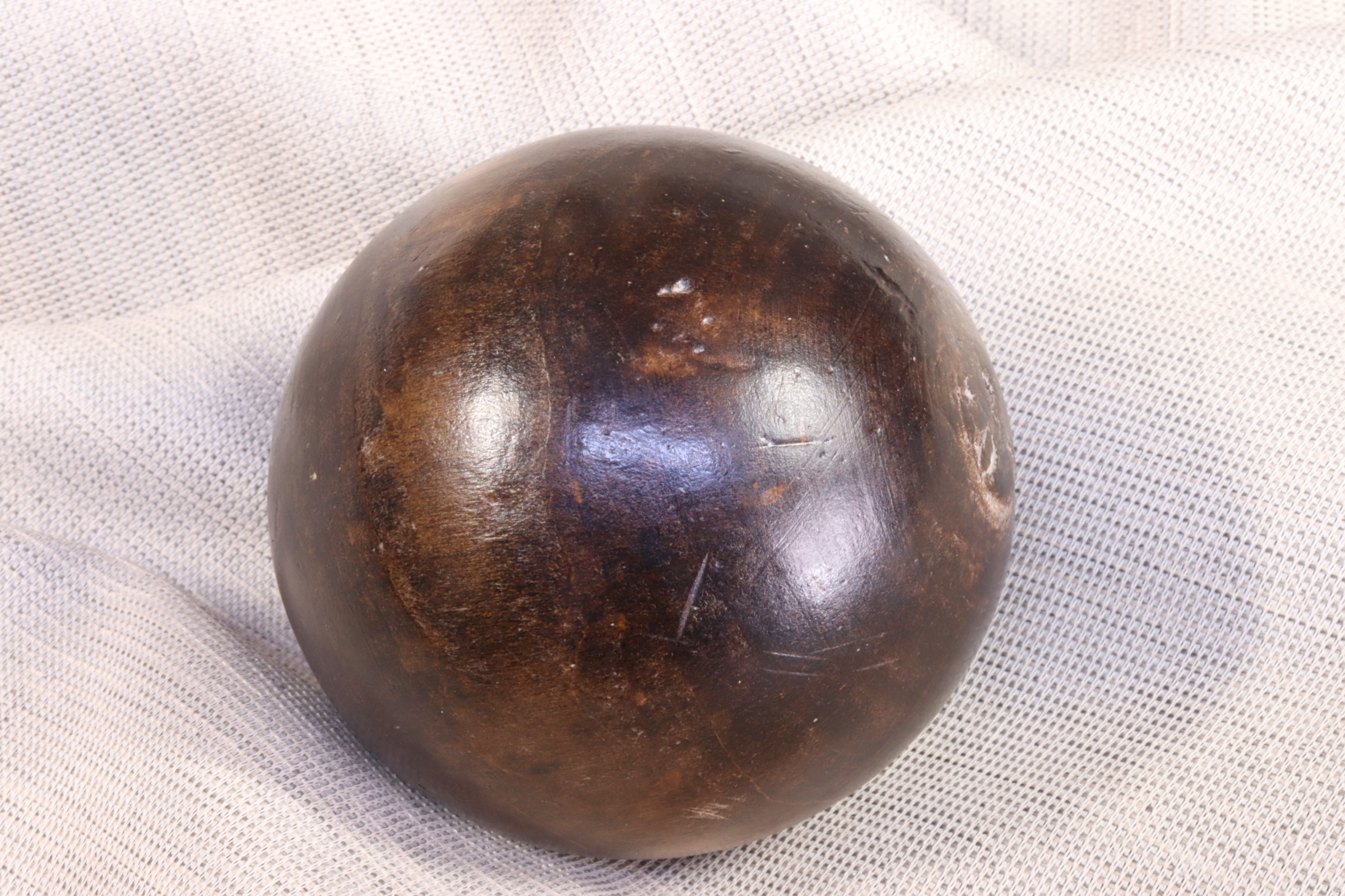 Antiques - SOLID WOOD BALL. SPHERE.