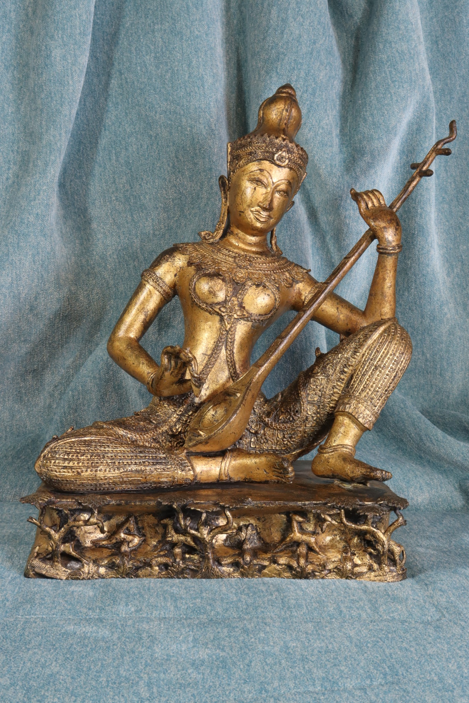 Antiguedades - ESCULTURA SARASVATI BRONCE. GRANDE. TANPURA. BIRMANIA. 