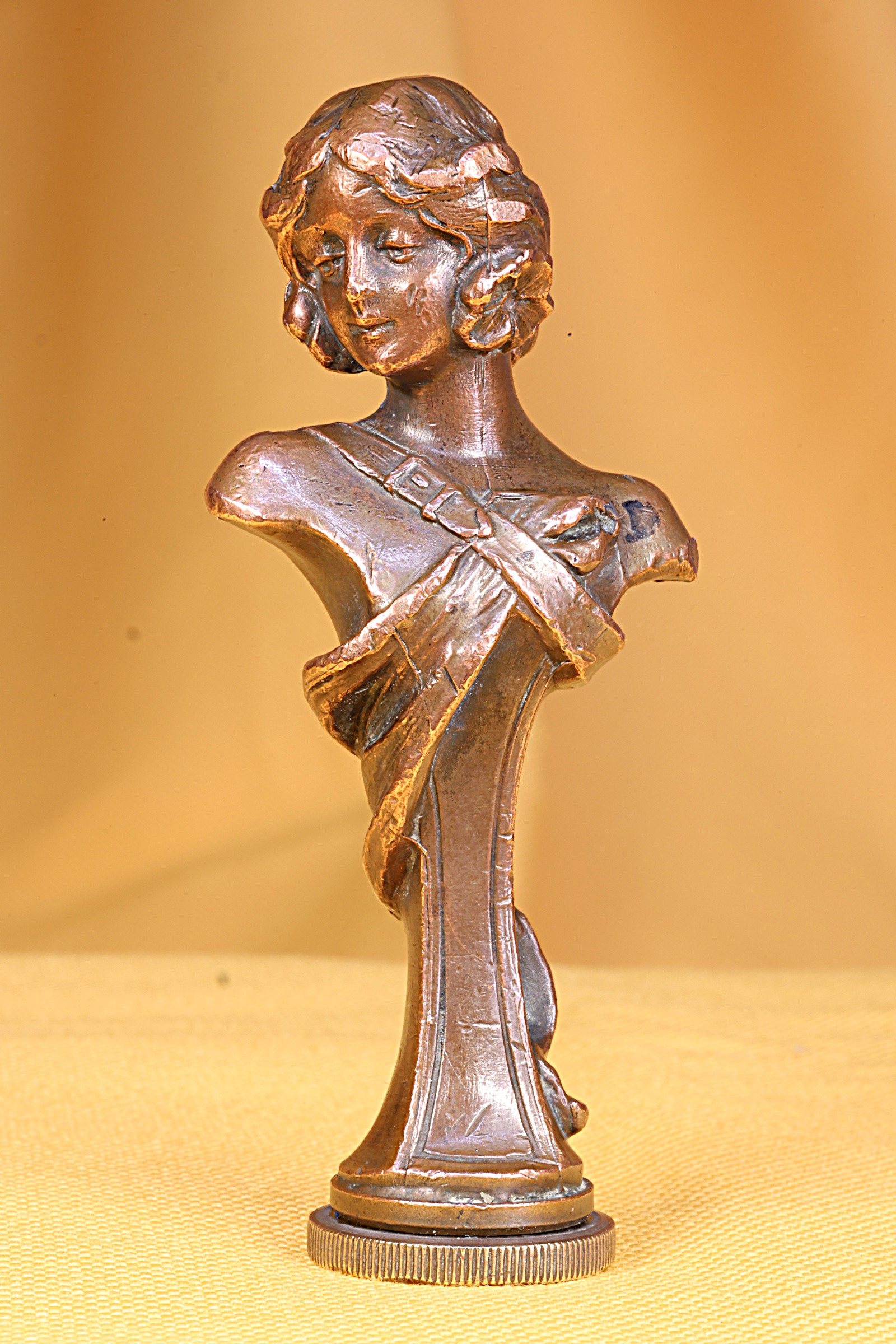Antiques of bronze woman seal sculpture art nouveau ig monogram