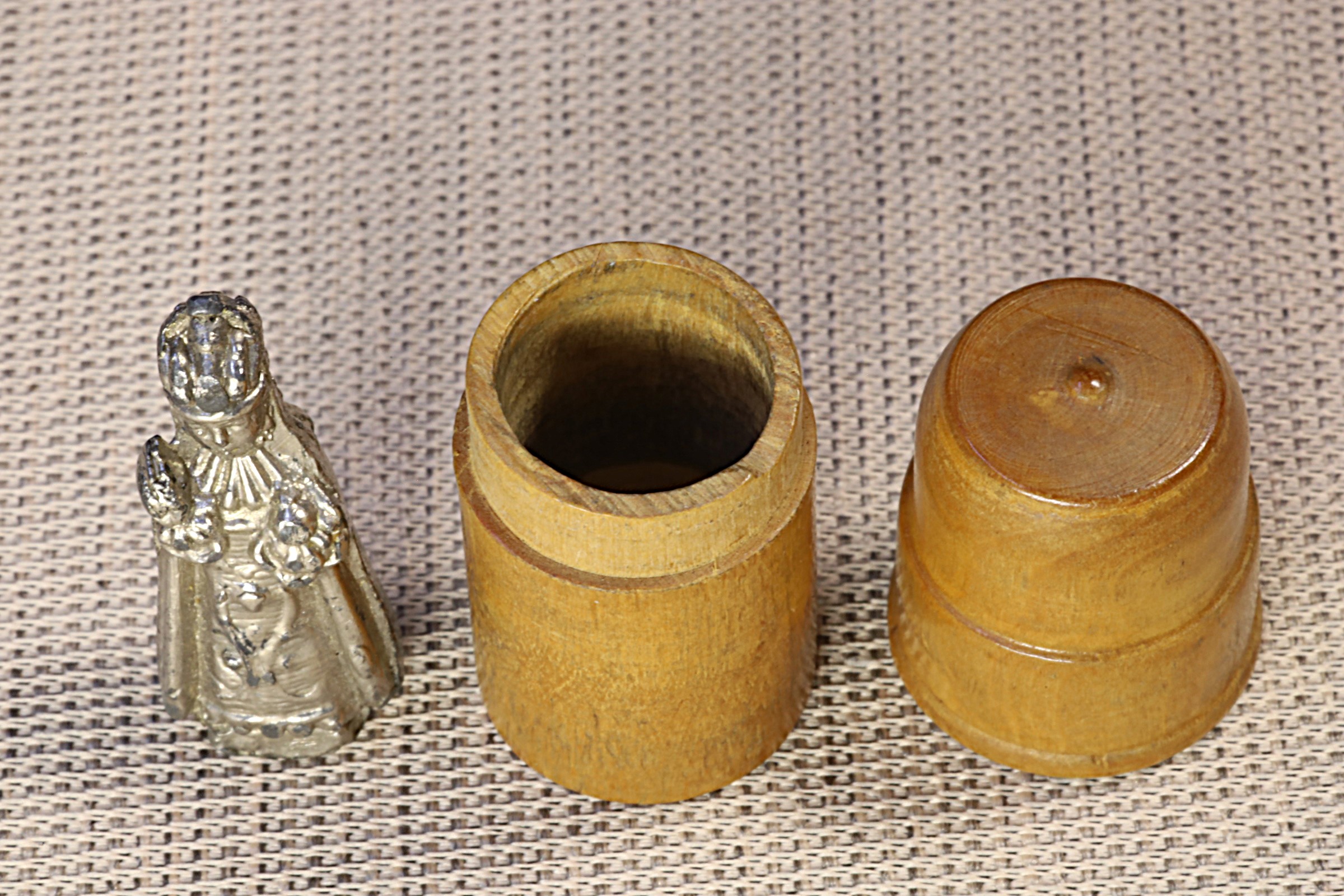 Antiguedades de sculpture of the virgin of the star miniature with box