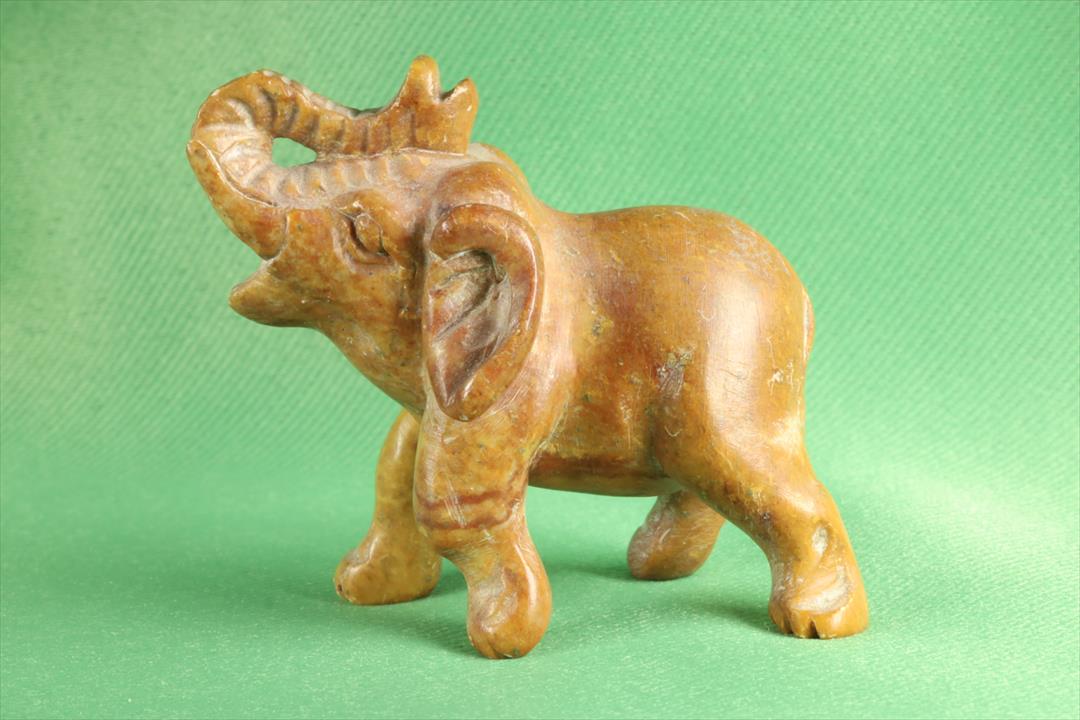 Antiguedades - FIGURA ELEFANTE MINIATURA. PIEDRA DURA MARRÓN. (T)