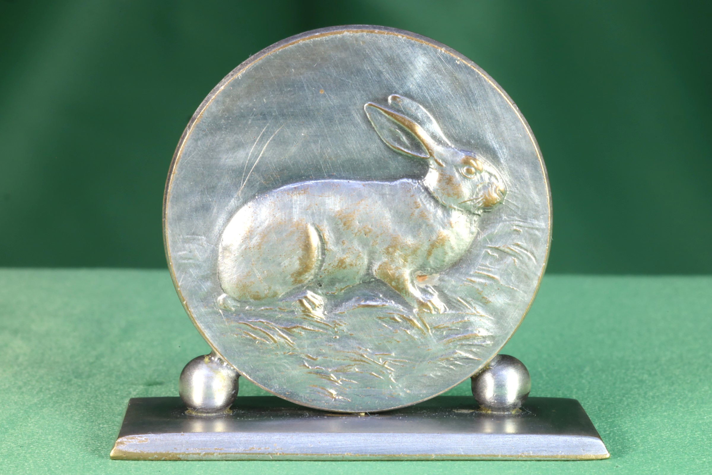 Antiguedades - MEDALLA LIEBRE. DOOR ROEST TOT GOUD. HOLANDA.