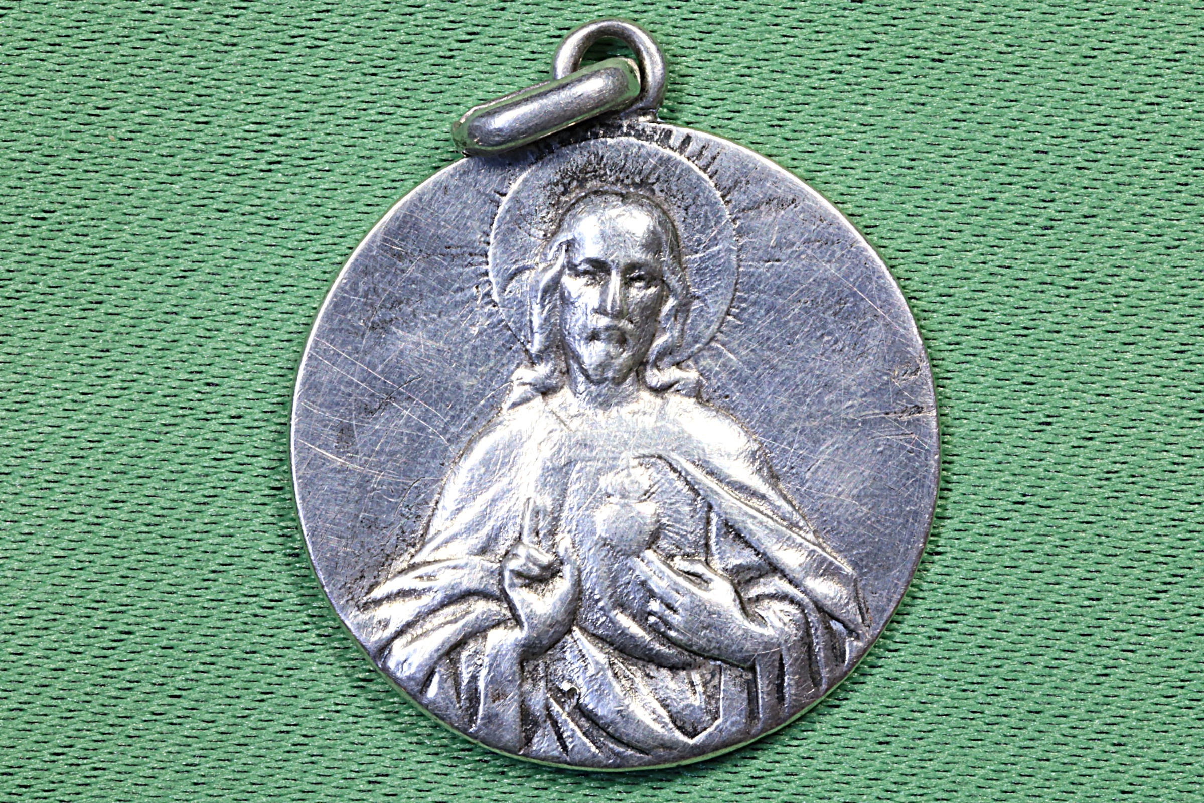 Antiques - MEDAL SACRED HEART OF JESUS. VIRGIN OF CARMEN. S.XX