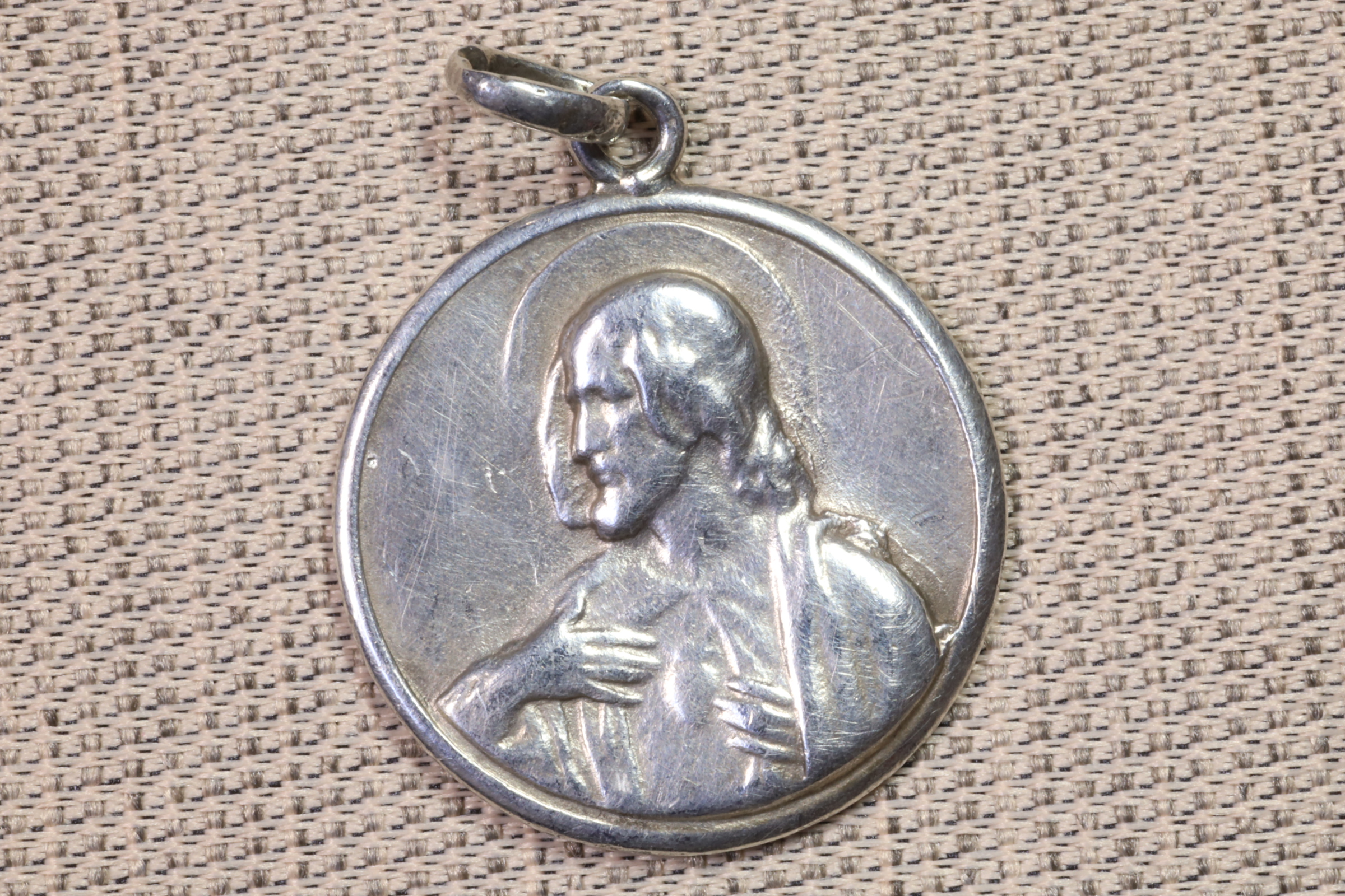 Antiques - MEDAL SACRED HEART OF JESUS. VIRGIN OF CARMEN. SILVER.