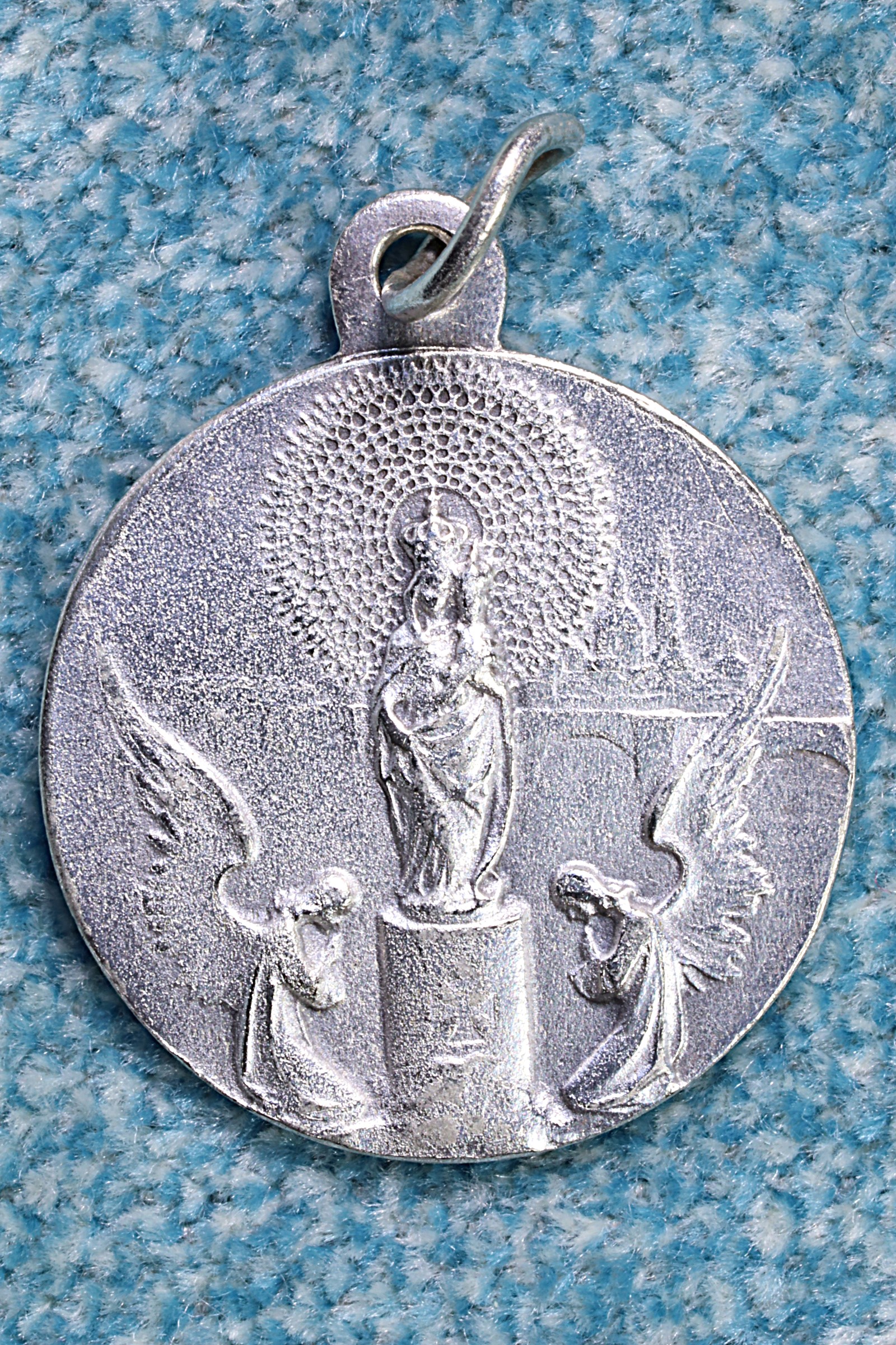 Antiguedades - MEDALLA VIRGEN DEL PILAR. MODERNISTA. 