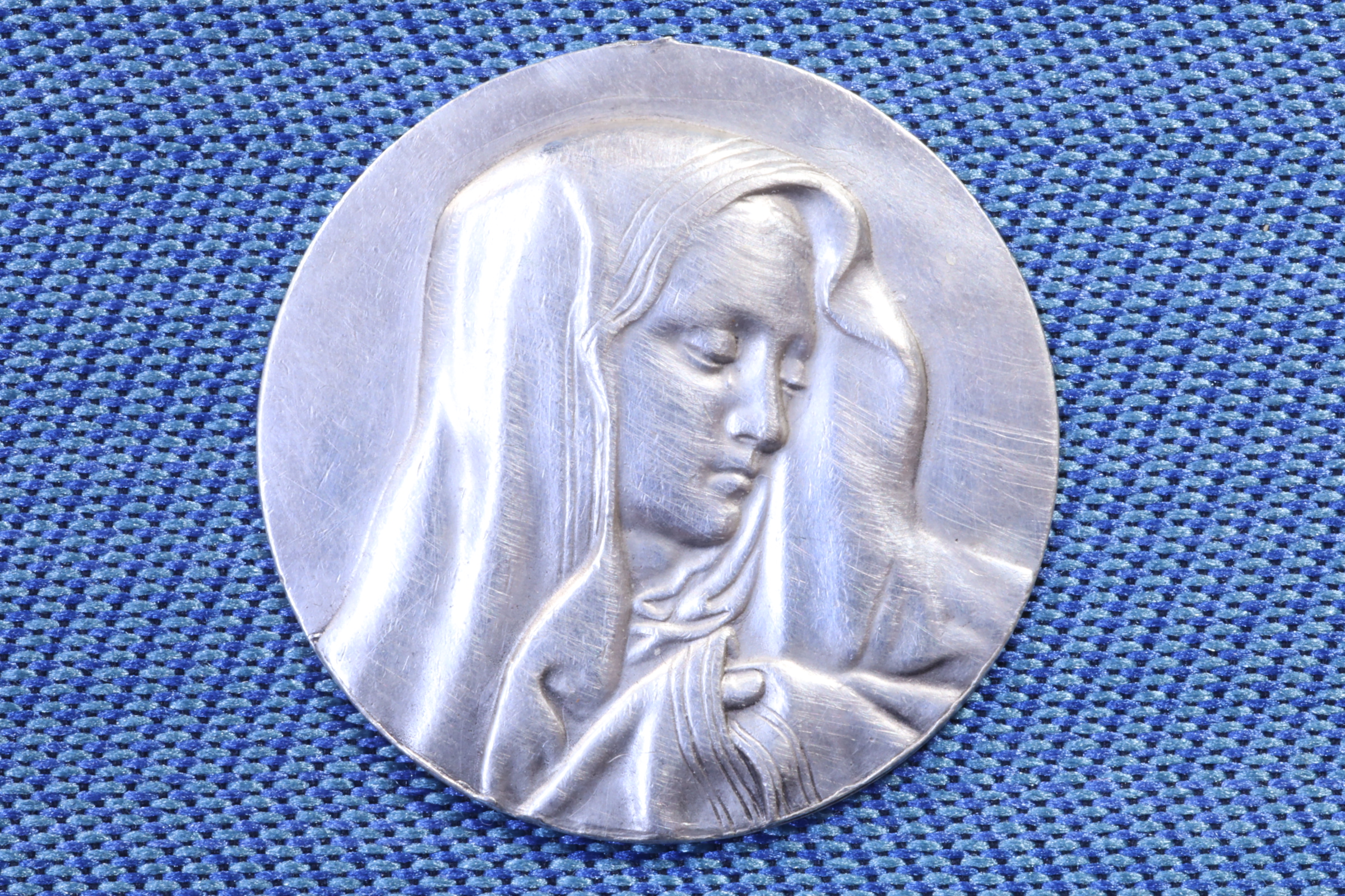 Antiques - VIRGIN MARY IMMACULATE MEDAL. MEDALLION.