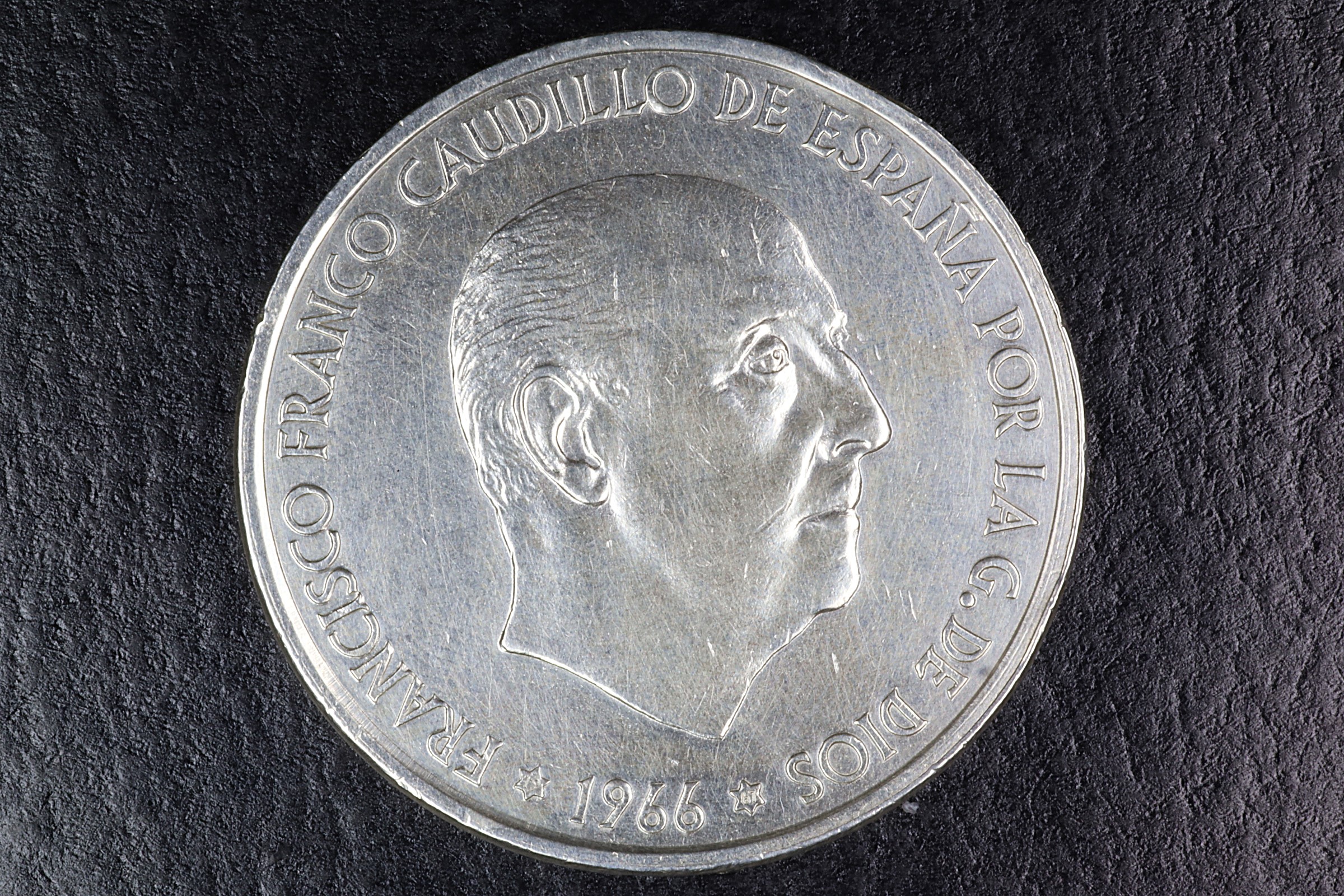 Antiguedades de 100 peseta coin 1966 67 6 bc