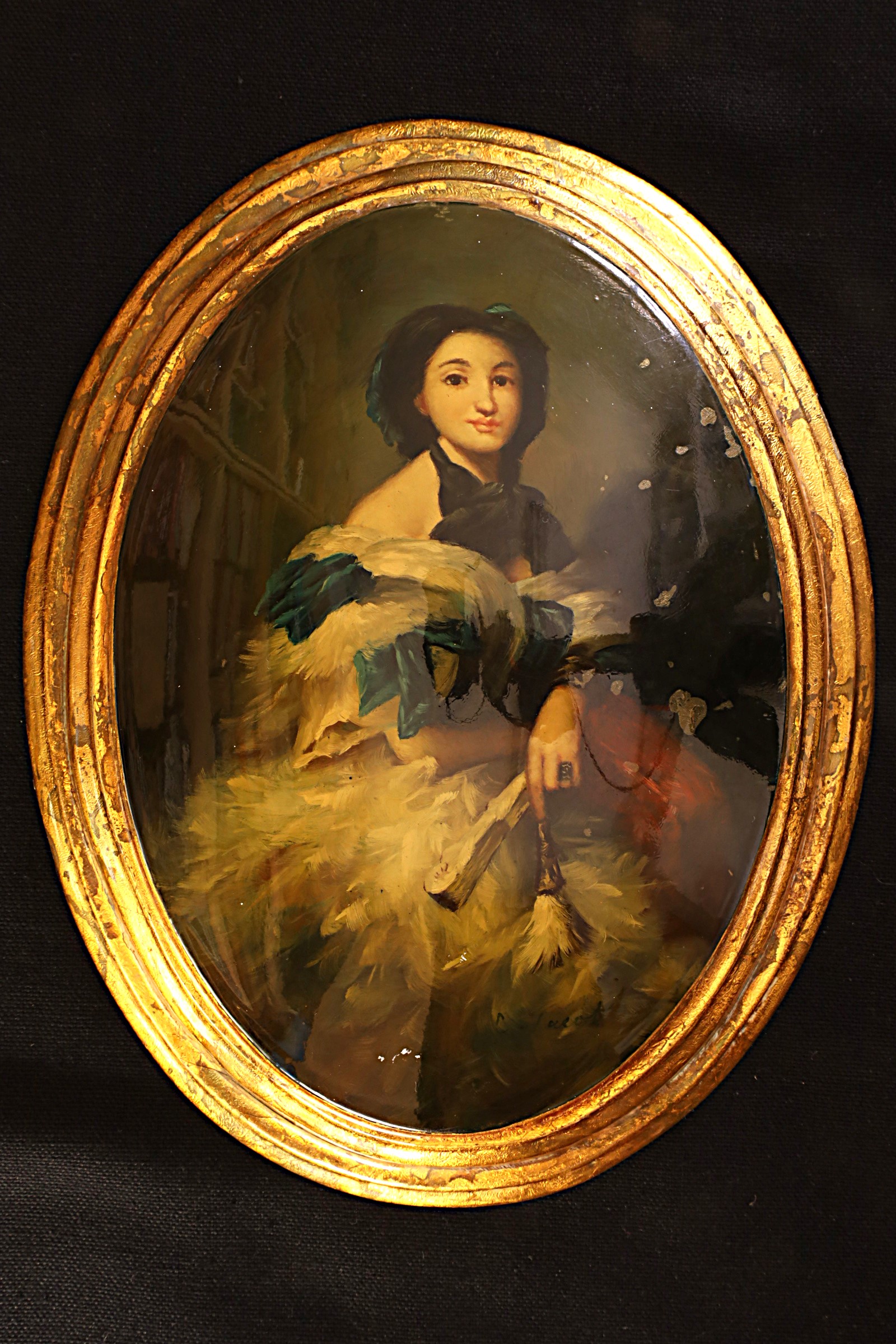 Antiguedades de russian oval oil painting on wood signed