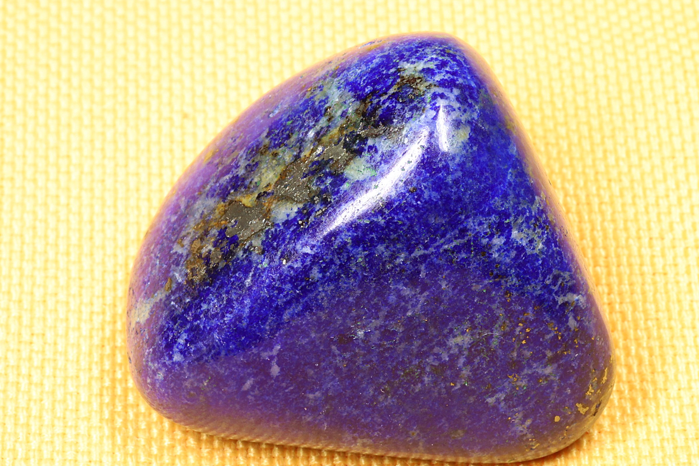 Antiques - IRREGULAR LAPIS LAZULI STONE. SMALL