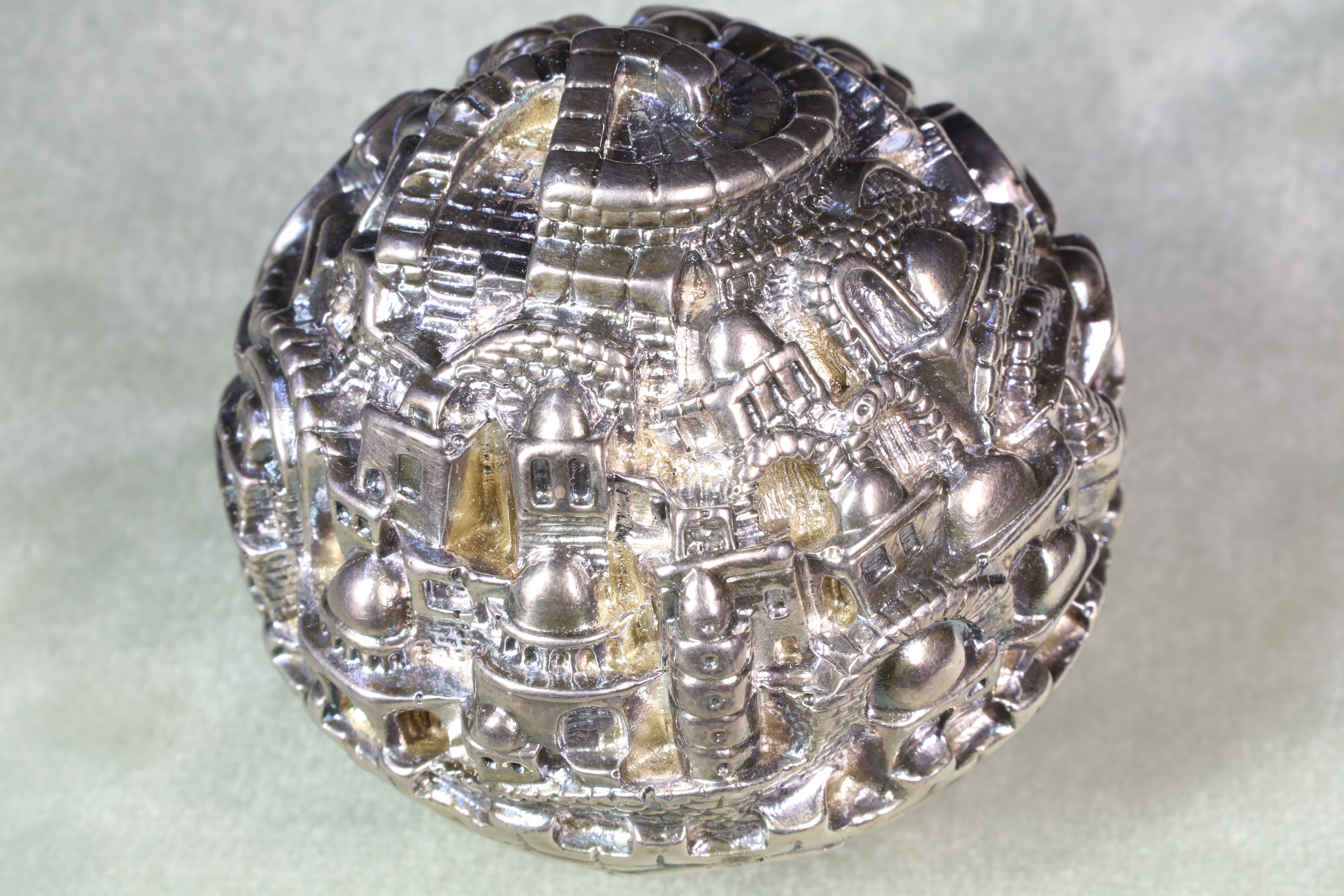 Antiques - BALL PAPERWEIGHT. CITY OF JERUSALEM.