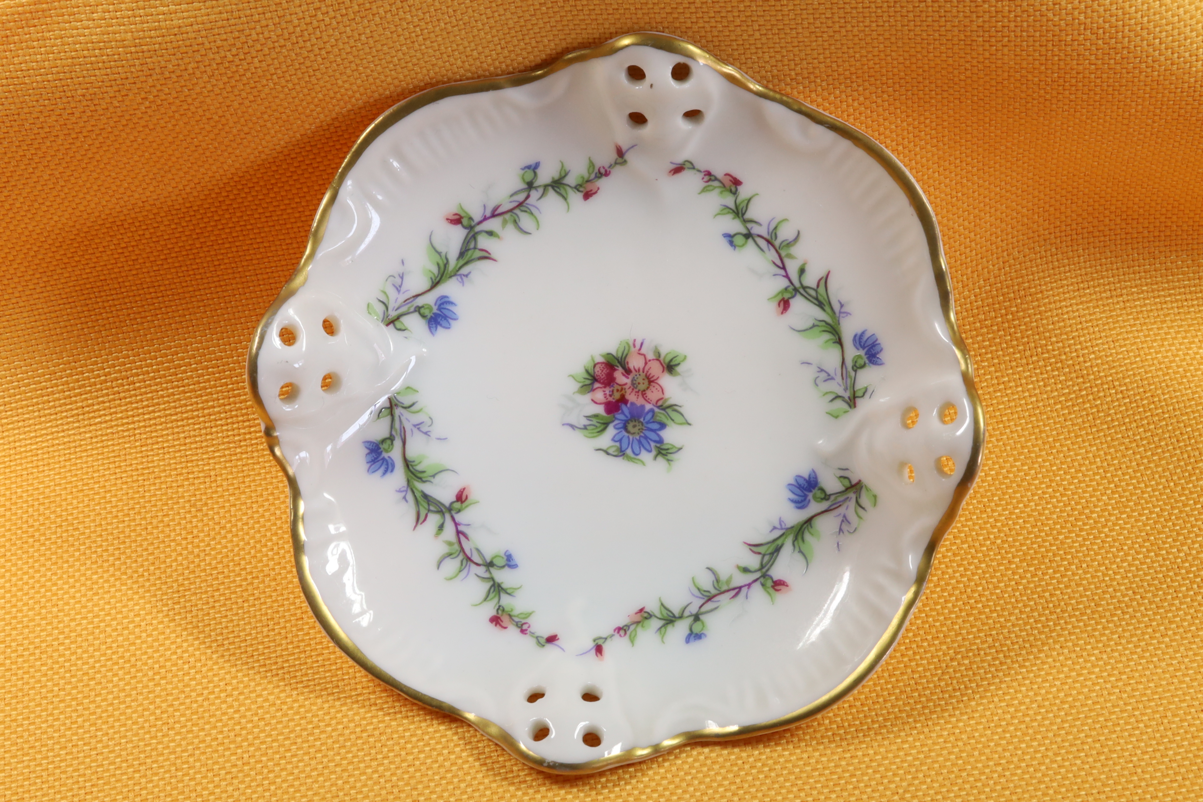 Antiques of small vieux limoges plate holes 20th century