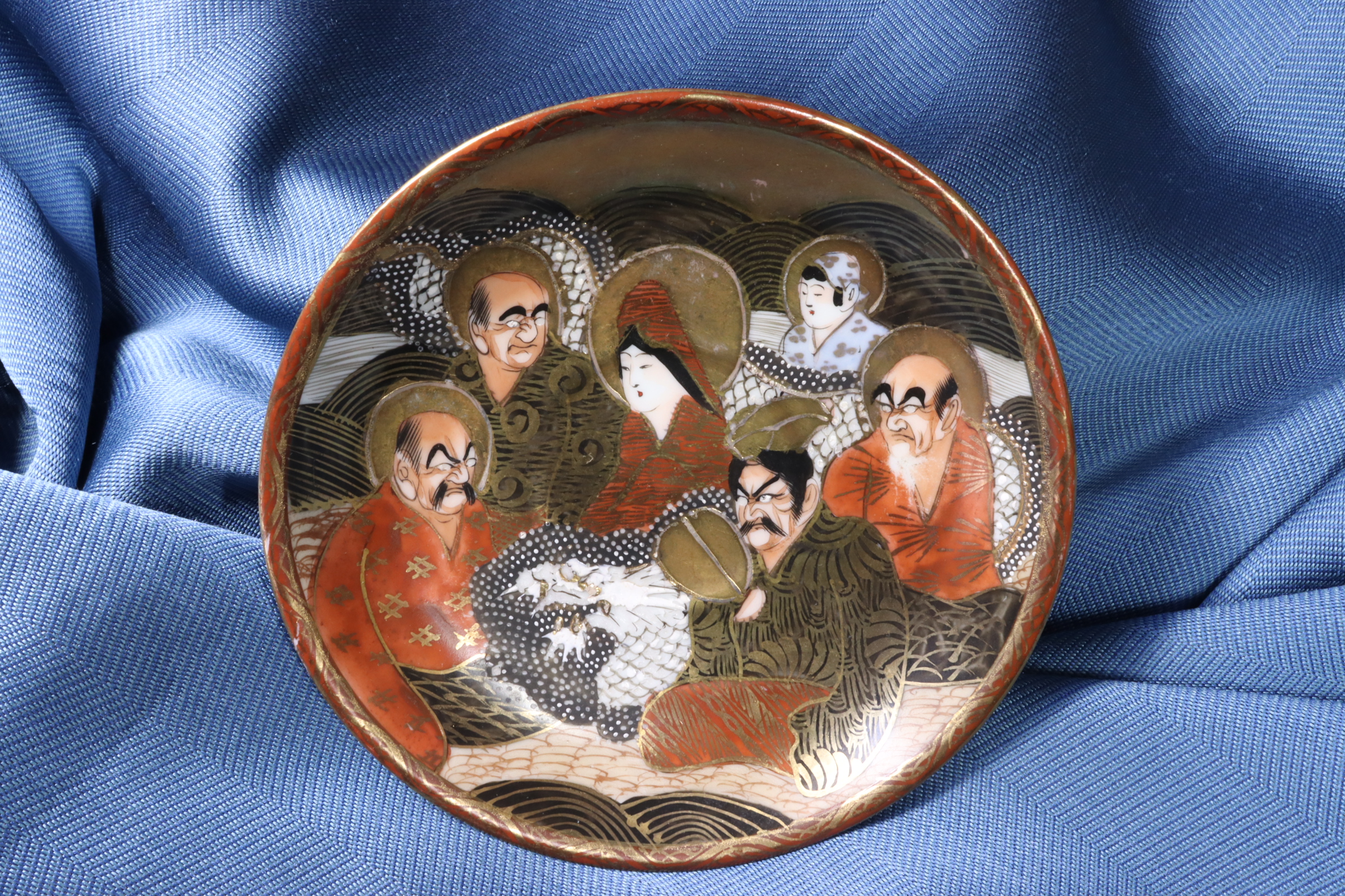 Antiques - SATSUMA PORCELAIN PLATE. JAPANESE. TAISHO