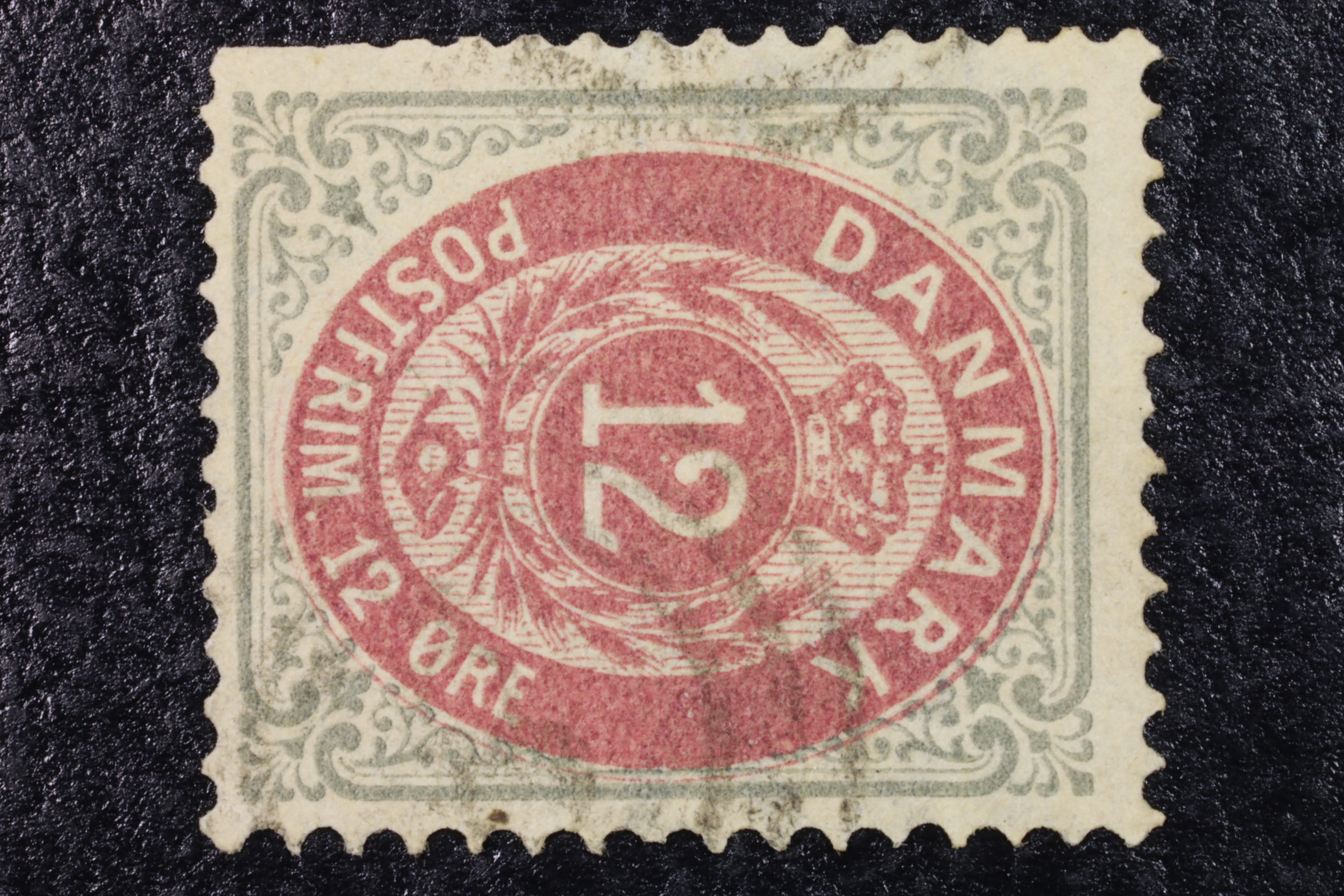 Antiques - POSTAL STAMP. DENMARK. 12 ORE. USED