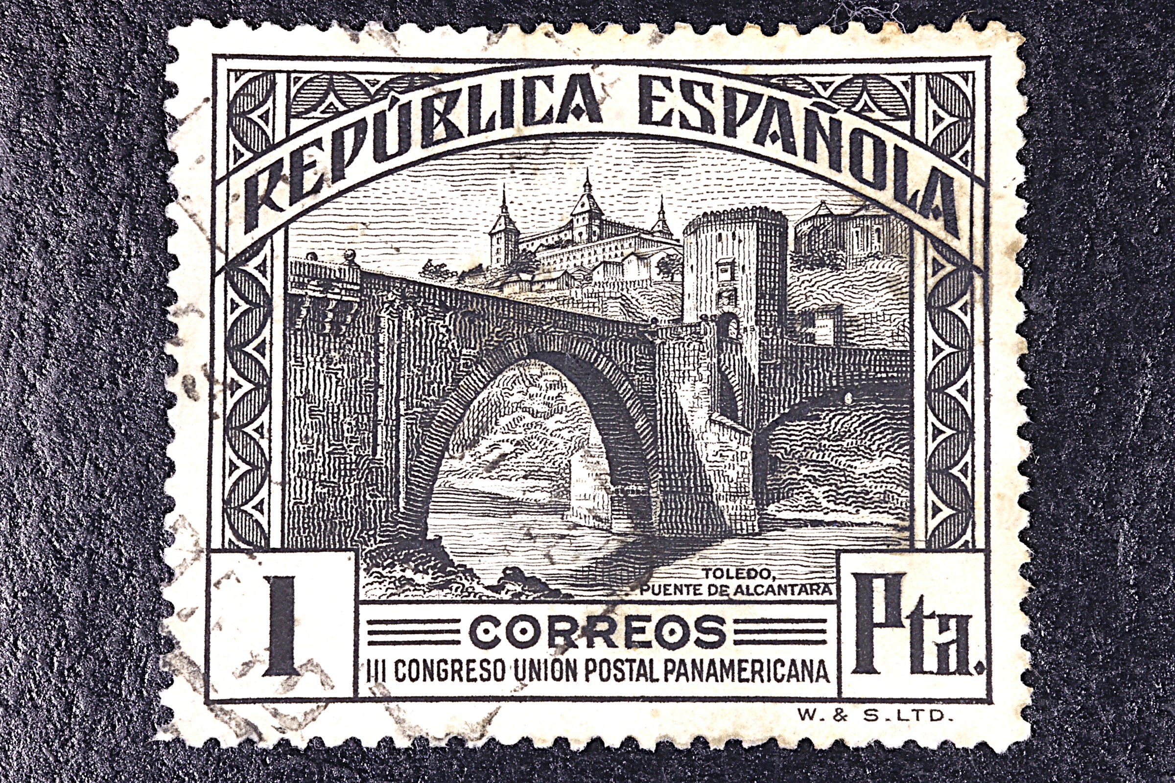 Antiques of postage stamp 1931 spanish republic 1 peseta used