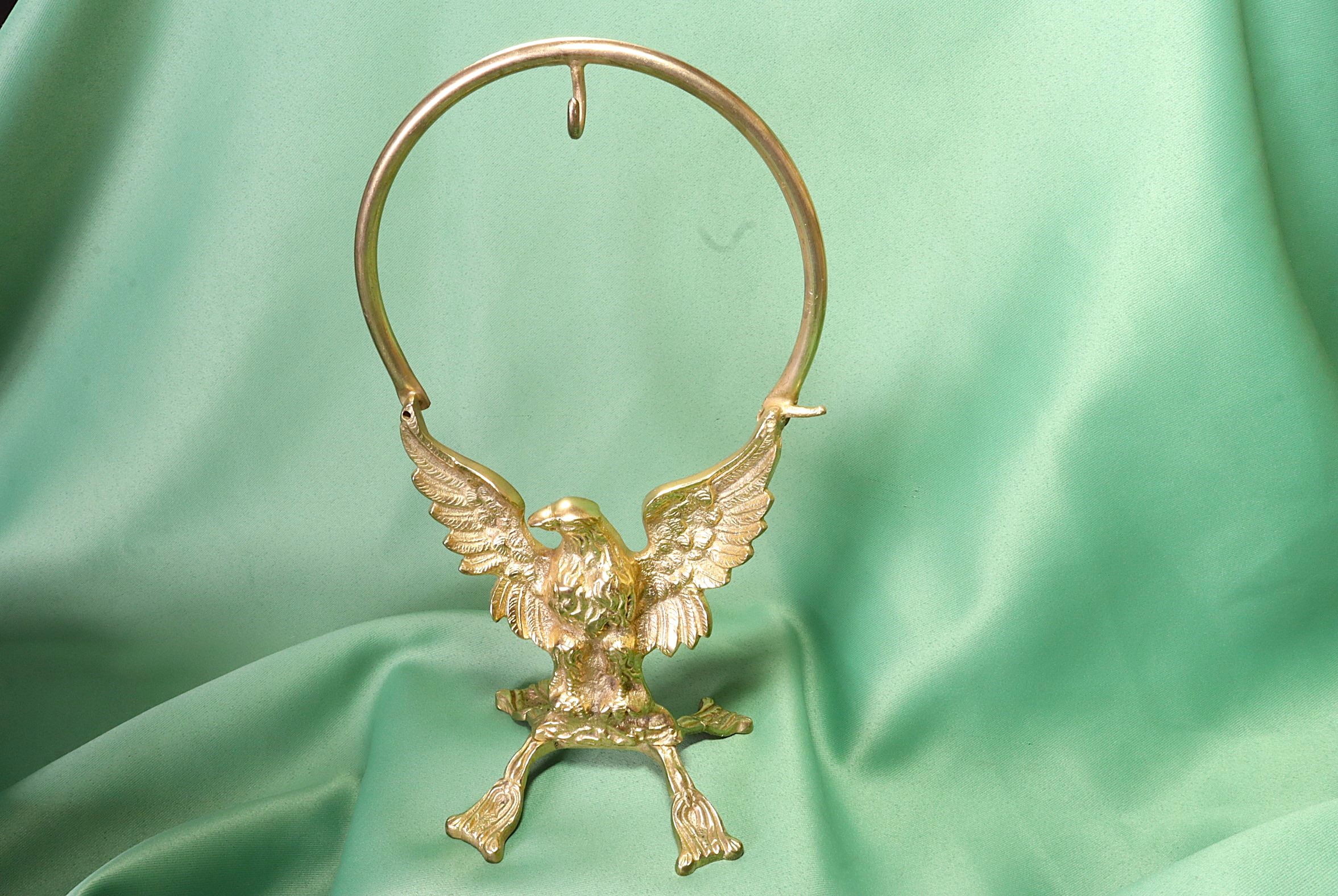 Antiguedades de support for pocket watch eagle