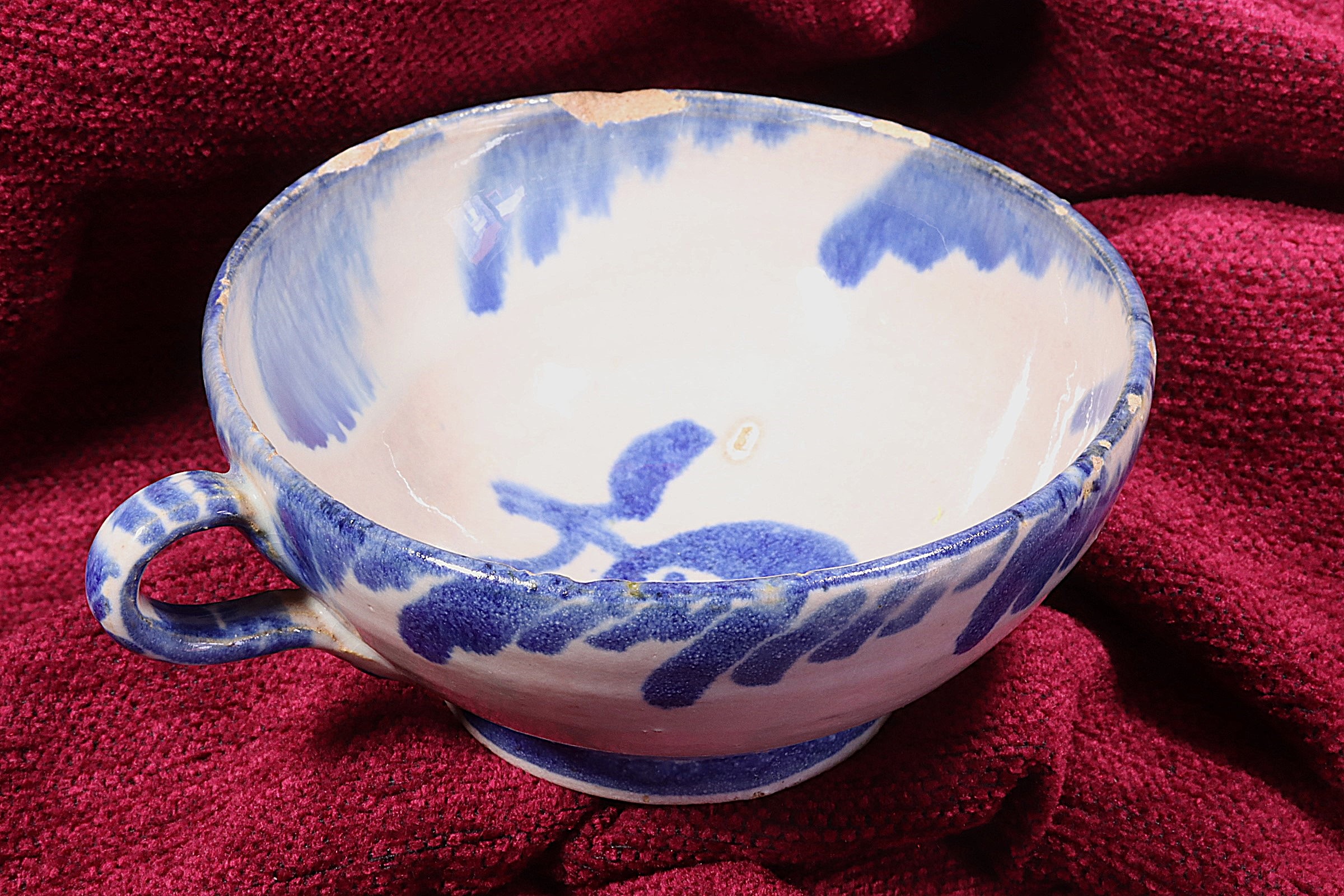 Antiguedades de taza fajalauza azul granada