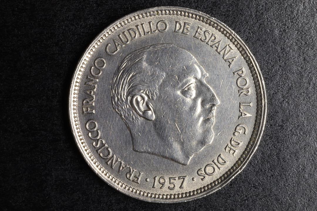 Antiques - COIN FRANCO 25 PESETAS. 1957*58 - MBC (T)