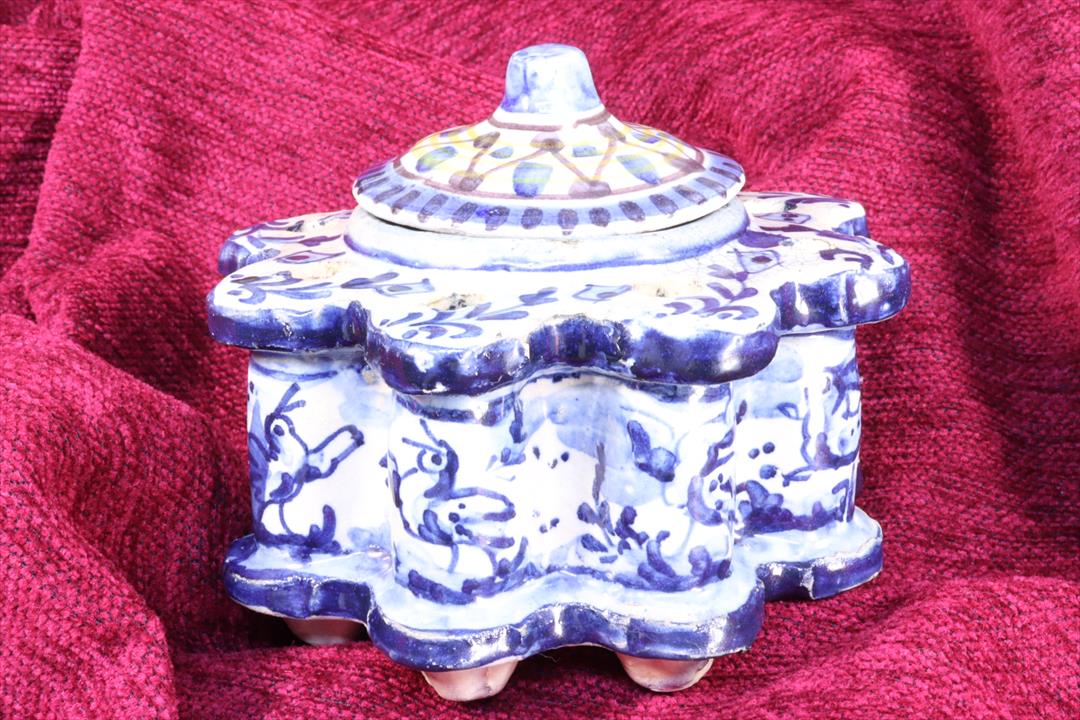 Antiques - GRANADA INKWELL WITH LID. EARTHENWARE. 18TH CENTURY. (T)