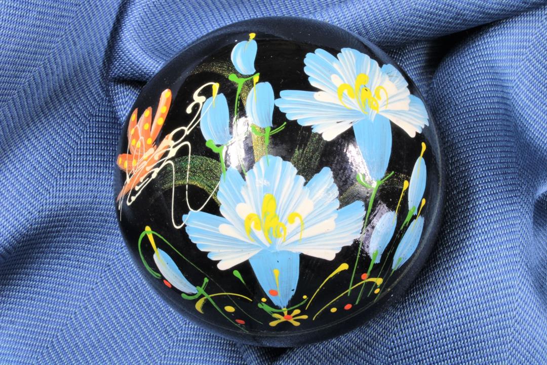 Antiques - HAND PAINTED ROUND WOODEN BOX. S.XXI (T)