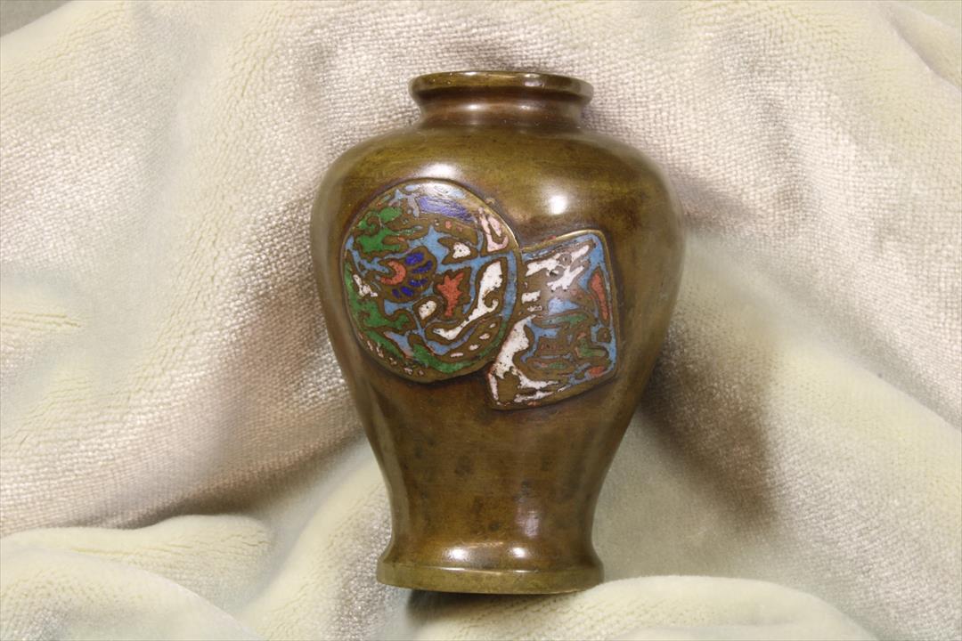 Antiques - JAPANESE BRONZE VASE. ABSTRACT CLOISONNE GLAZE. (T)