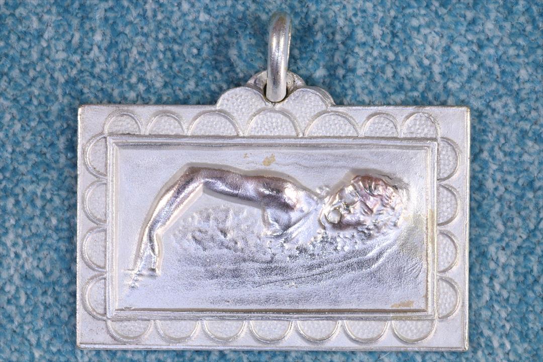 Antiguedades de medal swimming unmarked