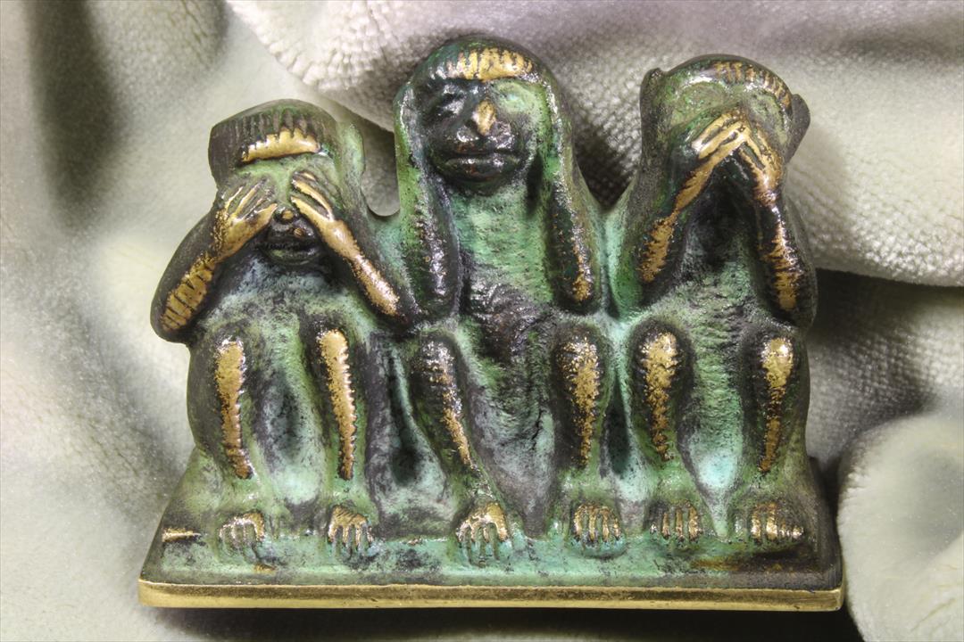 Antiques - SCULPTURE THREE WISE MONKEYS BRONZE. GASOLIN. (T)