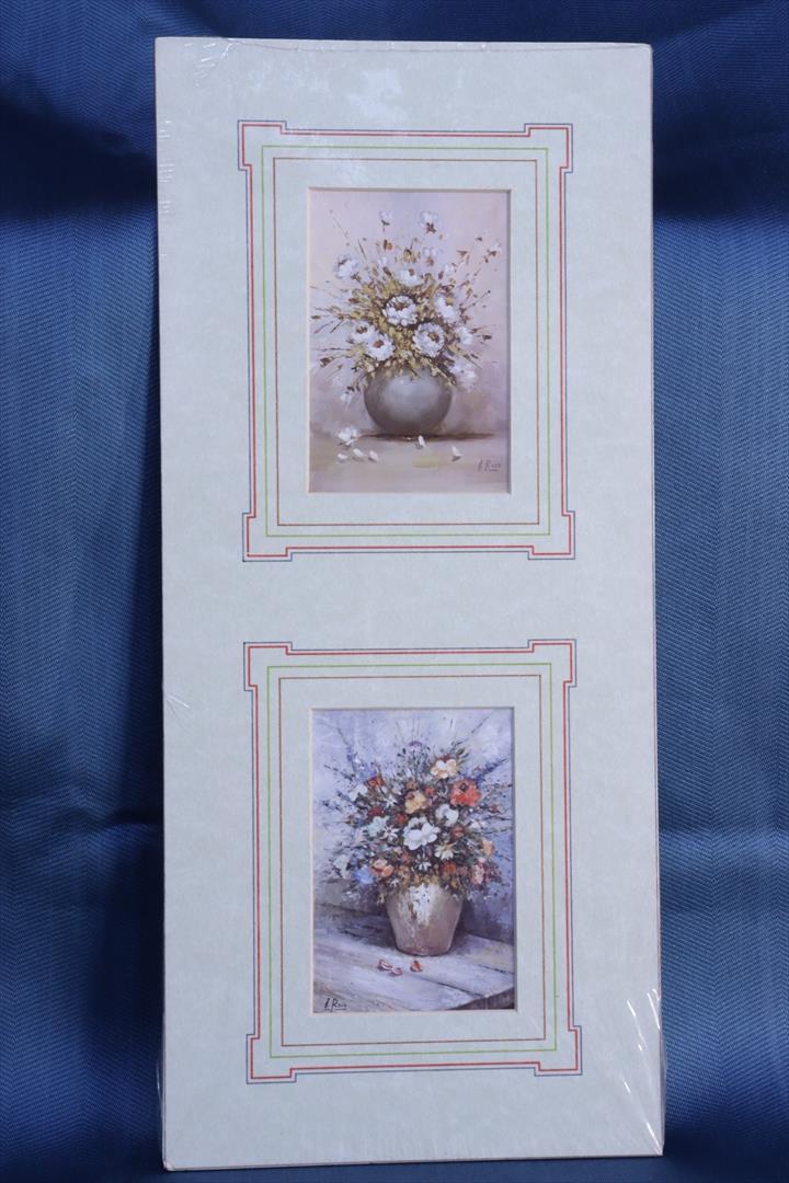 Antiques - SHEET DOUBLE VASE. DOUBLE VASE. SEALED. (T)