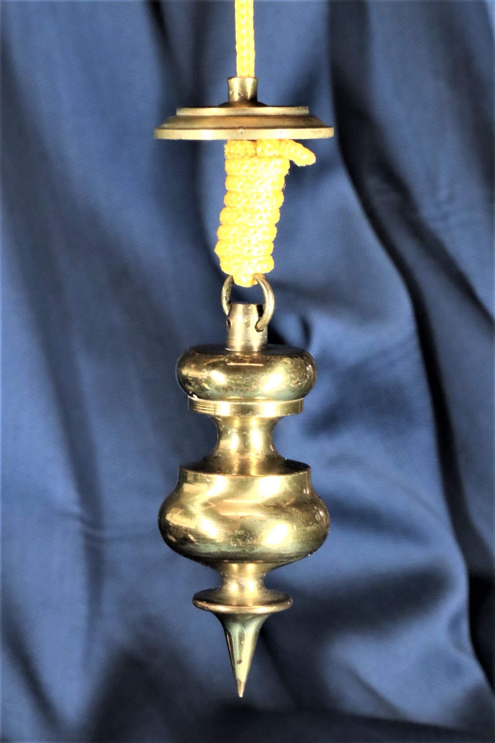 Antiguedades de very rare ornamental plumb bob bull shape